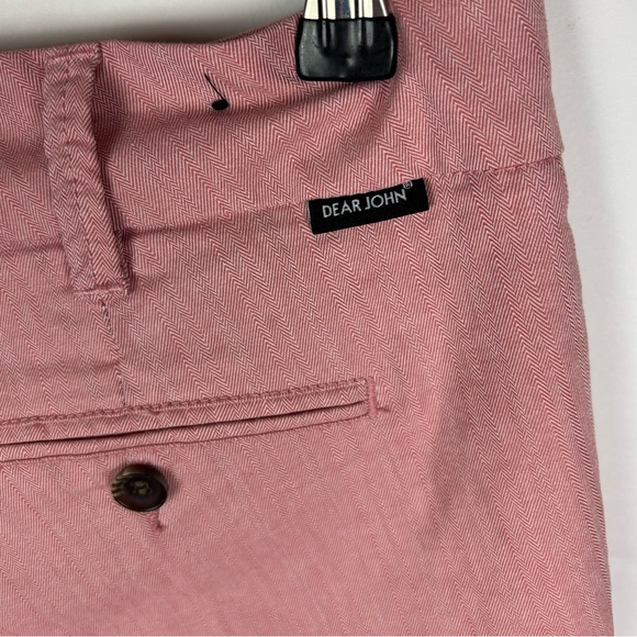 Dear John Mid Rise Pink Khakis
Flat Front Rolled Hem Chino Shorts
Women' Size 29 - Picture 3 of 6